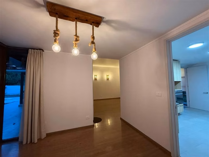 Venta Casa Mediterránea un piso en Santa Elena Chicureo
