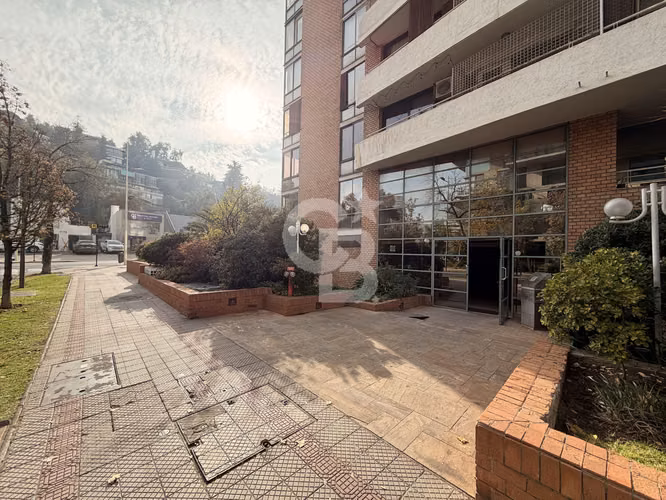 Departamento en primer piso en Las Condes