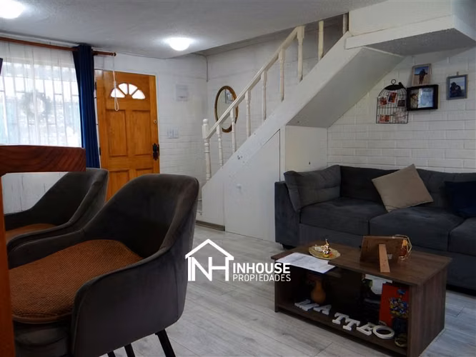 BARRIO HOLANDA RECIÉN REMODELADA 2D1B - Imagen 10
