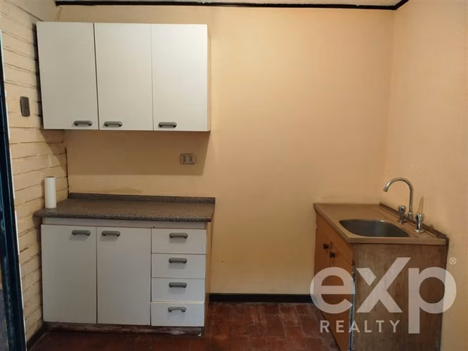 Casa en venta de 3 dorm. en Macul Metro Pedreros