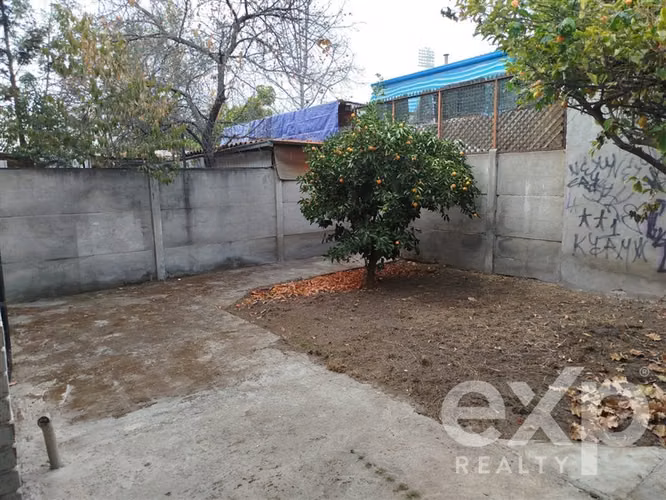 Casa en venta de 3 dorm. en Macul Metro Pedreros