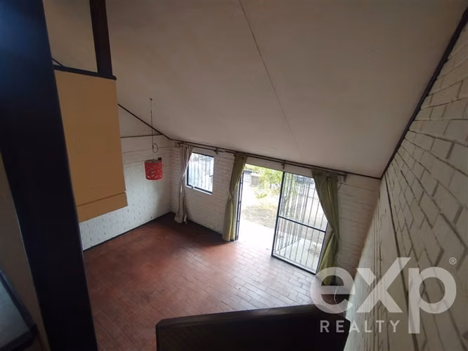 Casa en venta de 3 dorm. en Macul Metro Pedreros