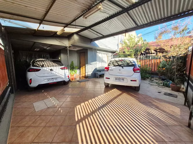 Moderna Vivienda con Espacios Luminosos (170346)