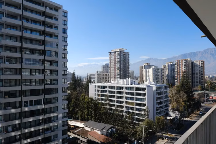 Departamento en Macul Semi Amoblado Tipo Mariposa - Santa Cristina 2D + 2B + Estacionamiento y Bodega - Imagen 25