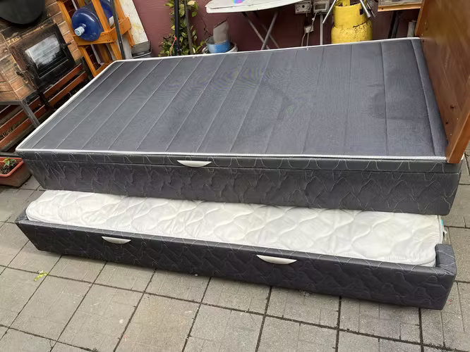Cama Nido Boxet Rosen 1.5 Plazas (Plaza y media), Respaldo y Velador