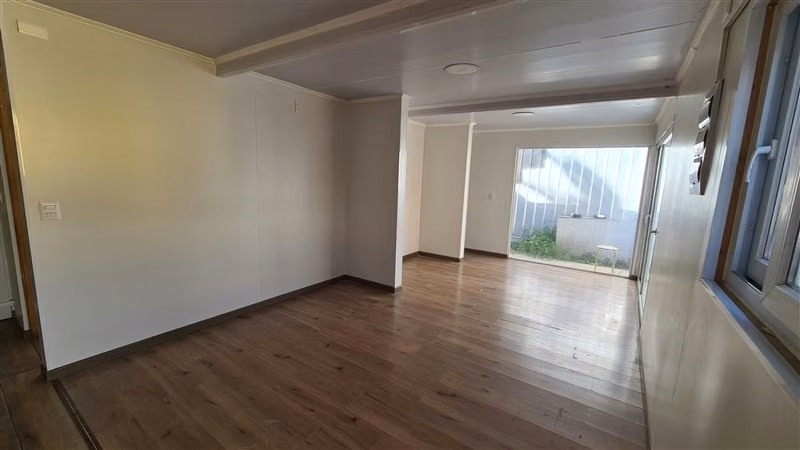 Local Comercial Arriendo San Miguel. Lo Vial. Casa Esquina.