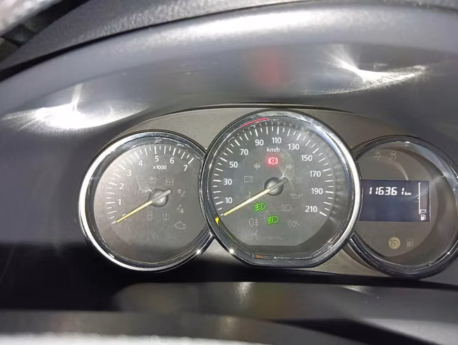Se vende auto Renault