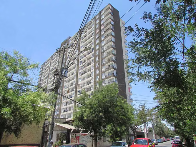 Metro Hospitales, Independencia (170385)