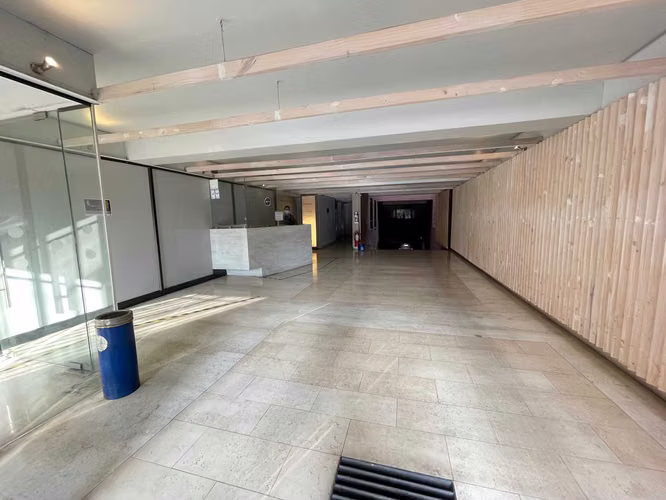 PRECIO REBAJADO. Oficina en Metro Pedro De Valdi (170359)