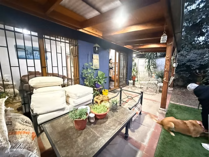 GRAN OPORTUNIDAD AMPLIA Y CASA Y TERRENO