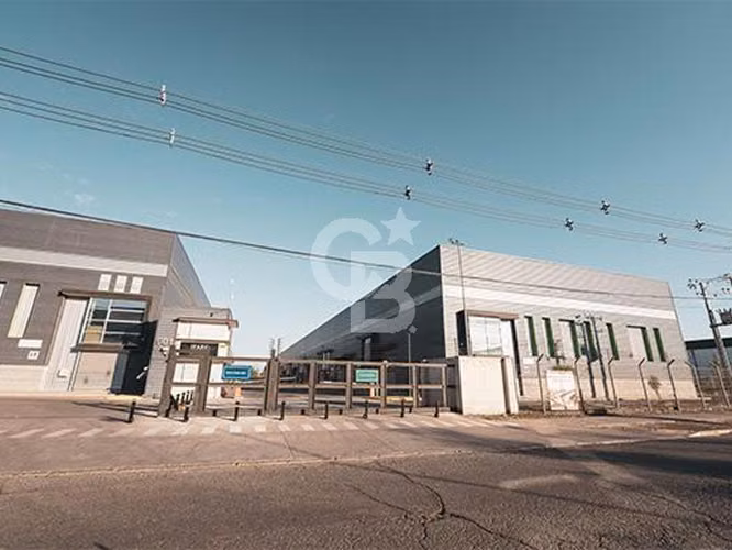 Bodega más oficina habilitada en Colina