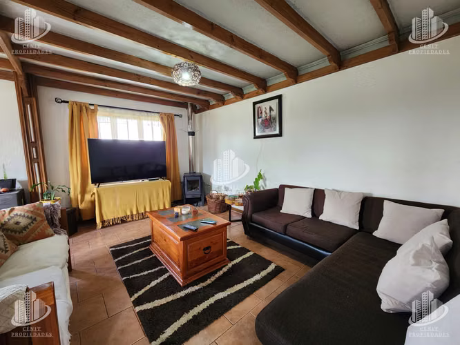 VENTA DE PARCELA CON CASA EN MAULE, 7 MIN DE TALCA (APTA HIPOTECARIO)