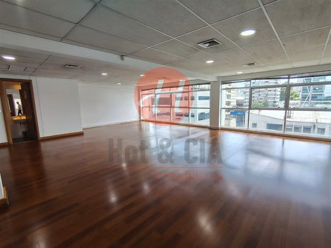Oficina en Arriendo Centro de Temuco 250 m Planta Libre, 7B