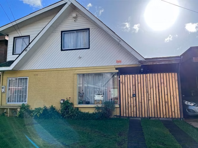 Casa en venta de 5 dorm. en Temuco Santa Elena de Maipo