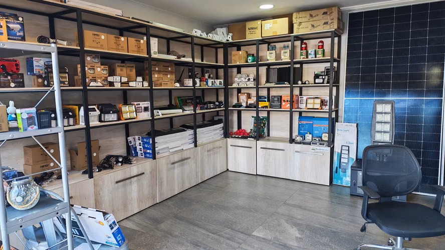 LIMACHE ARRIENDO LOCALES COMERCIALES AV EASTMAN PARADERO 6