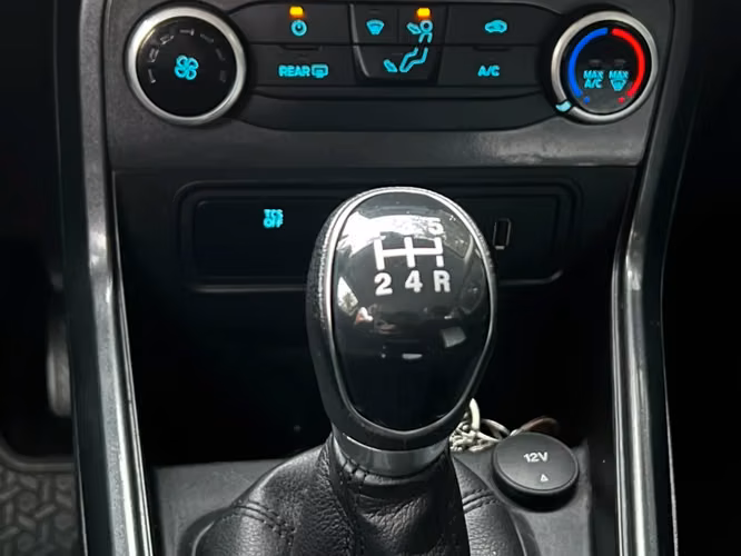 FORD Ecosport SE MT5 AÑO 2021