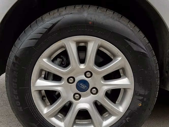 FORD Ecosport SE MT5 AÑO 2021