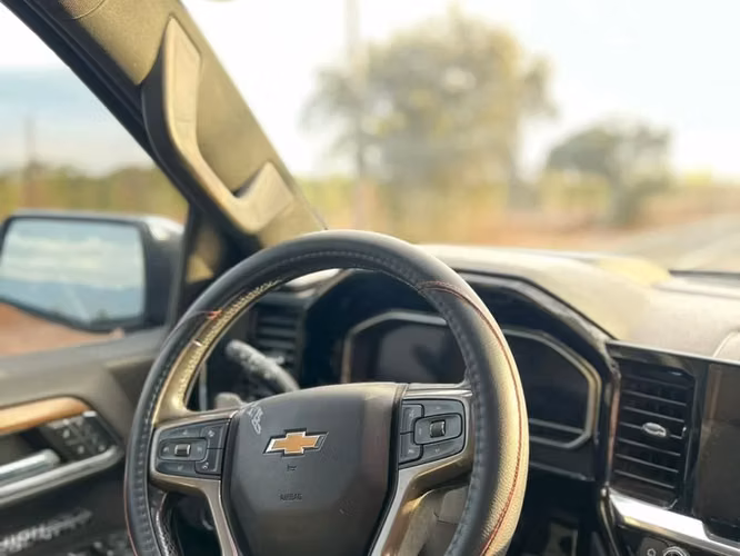 Chevrolet Silverado High Country 3.0L Turbo Diésel año 2023
