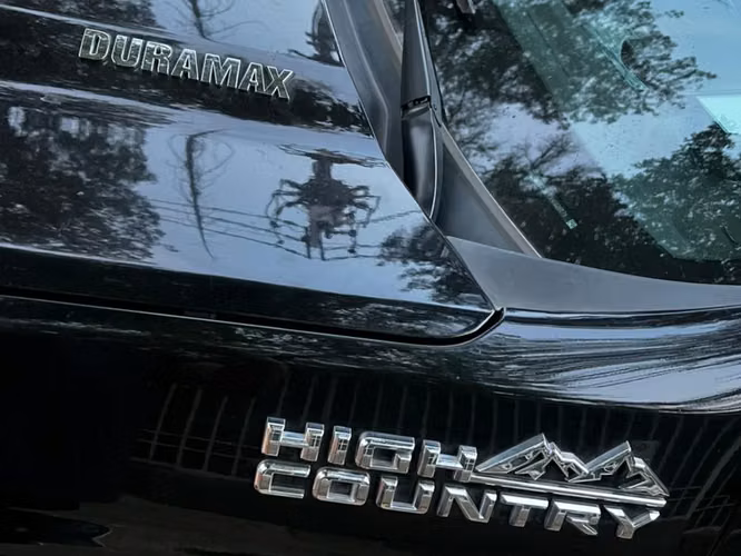 Chevrolet Silverado High Country 3.0L Turbo Diésel año 2023