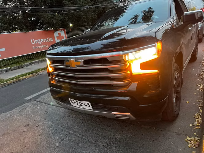 Chevrolet Silverado High Country 3.0L Turbo Diésel año 2023