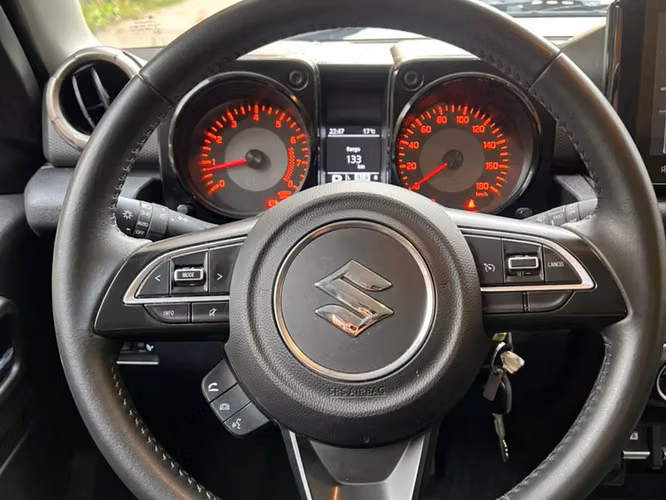 Suzuki Jimny GLX 1.5L AT 5P año 2025 (pérdida asimilada)