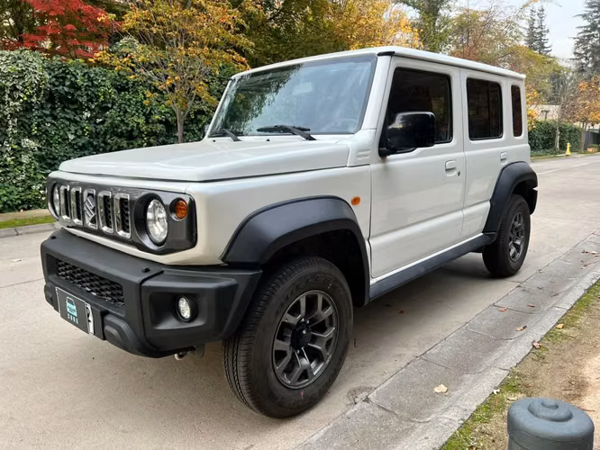 Suzuki Jimny GLX 1.5L AT 5P año 2025 (pérdida asimilada)