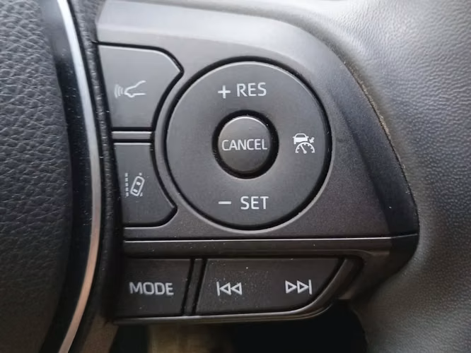 TOYOTA Rav4 2.4 2025 - Imagen 16