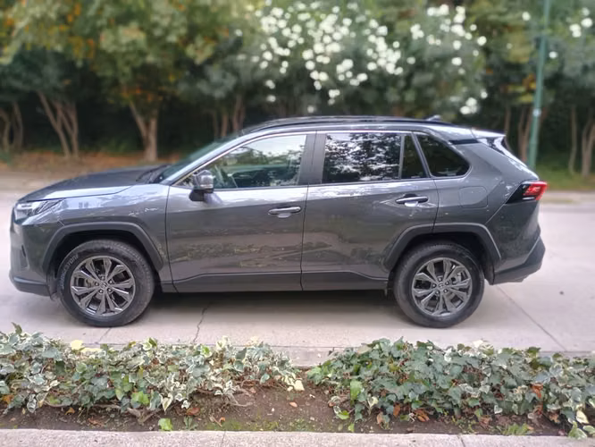 TOYOTA Rav4 2.4 2025 - Imagen 9