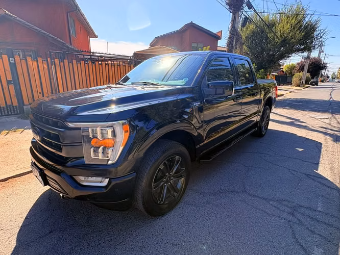 FORD F-150 5.0 Double Cab Lariat Sport 4WD 2022