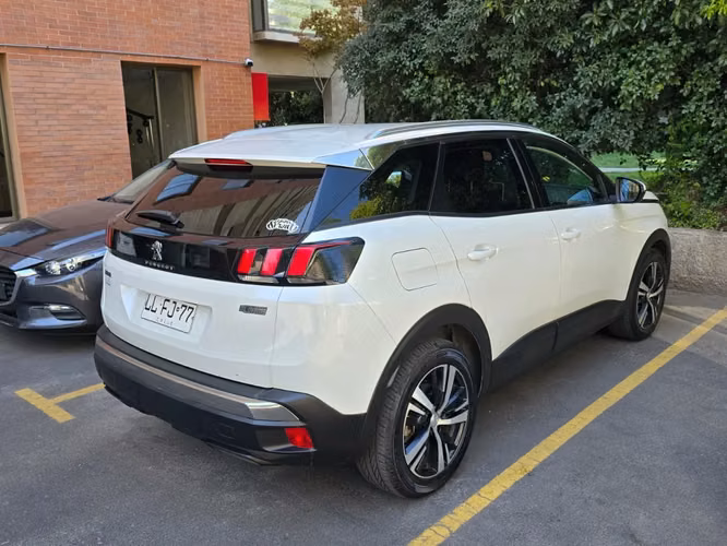 PEUGEOT 3008 MT 1.5 DIESEL
