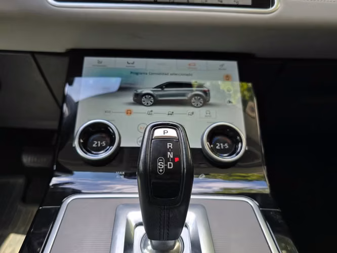 2021 LAND ROVER EVOQUE SE 2.0