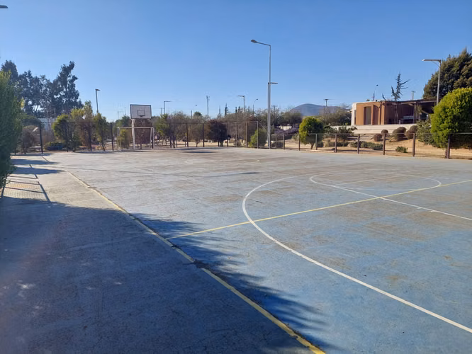 Depto. impecable estado, sector San Ramón, con bodega y estacionamiento