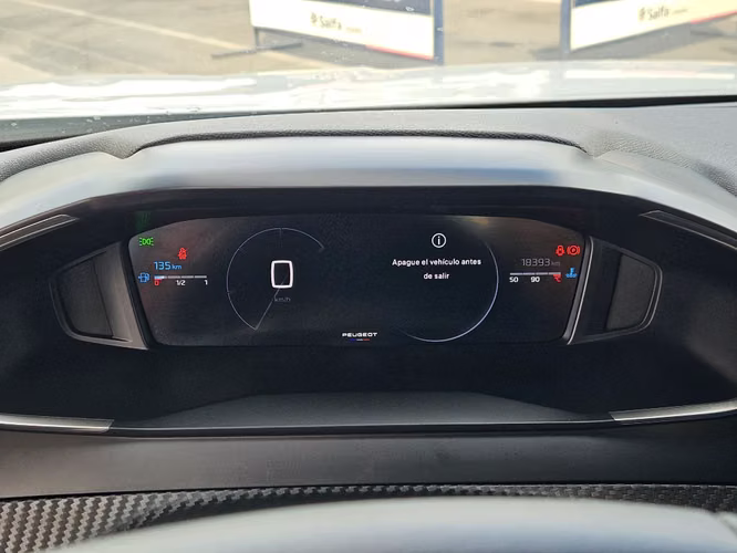 Peugeot 2008 1.2 ALLURE PACK PURETECH 130HP 4X2 MT 5P	 2025 - Imagen 18