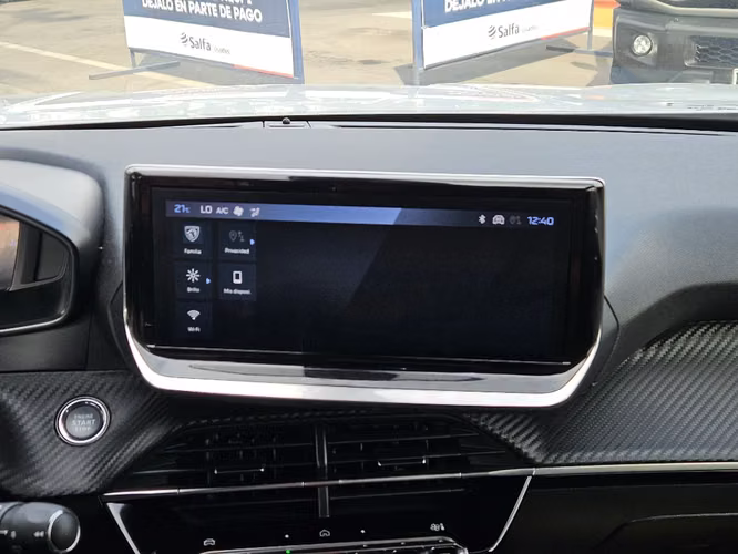 Peugeot 2008 1.2 ALLURE PACK PURETECH 130HP 4X2 MT 5P	 2025 - Imagen 15