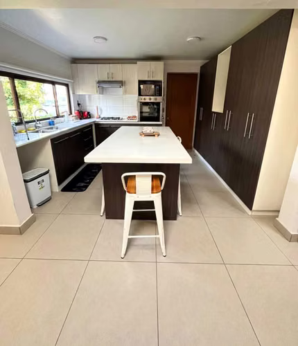 Vivienda Moderna Ideal para Familias Grandes (170426)