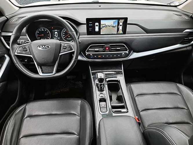 JAC JS8 2024