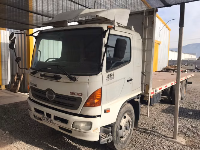 Camion HINO 500 GH1726