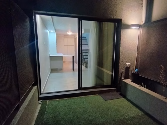1 D 1 B DUPLEX CON PATIO $250.000 el primer mes $500.000 valor real.