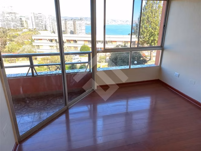 Departamento en arriendo de 3 dorm. Sub Alessandri central