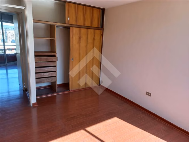 Departamento en arriendo de 3 dorm. Sub Alessandri central