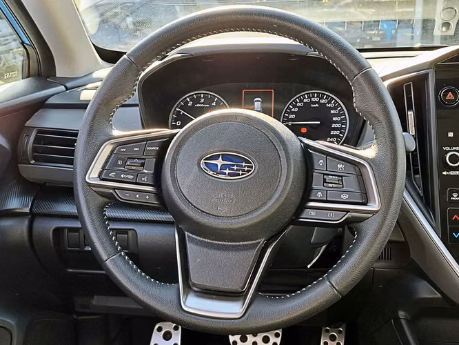 SUBARU CROSSTREK 2025