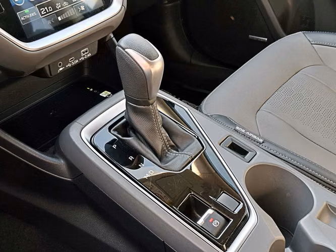 SUBARU CROSSTREK 2025