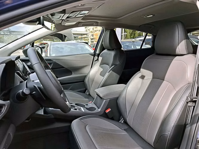SUBARU CROSSTREK 2025