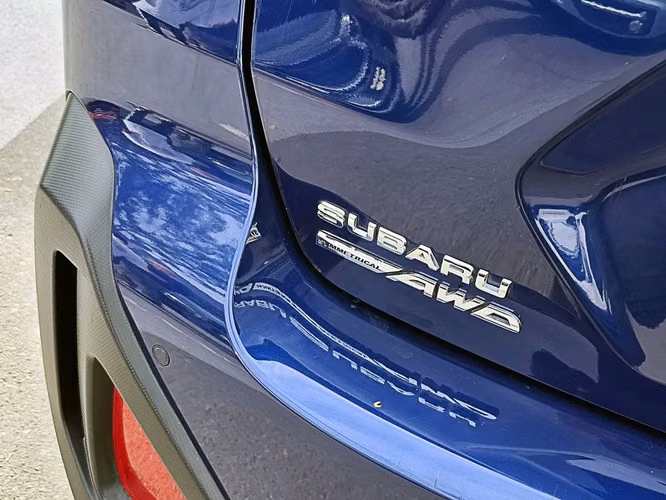 SUBARU CROSSTREK 2025