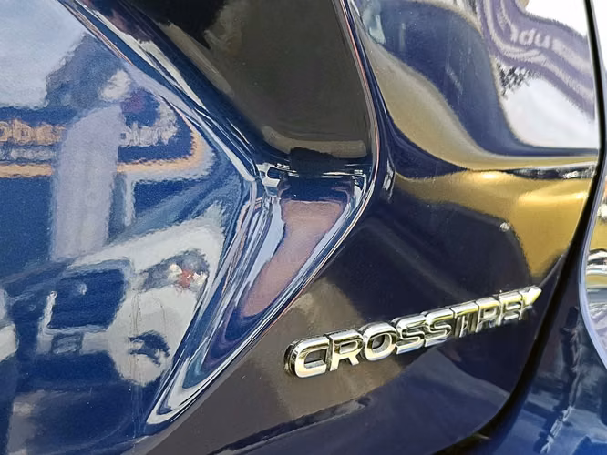 SUBARU CROSSTREK 2025