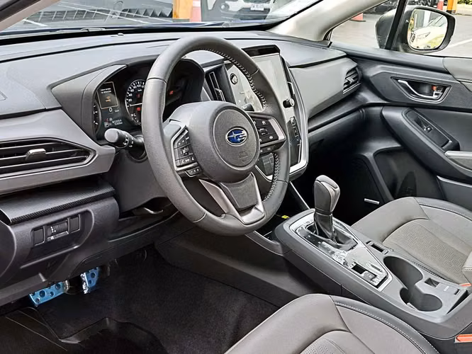 SUBARU CROSSTREK 2025