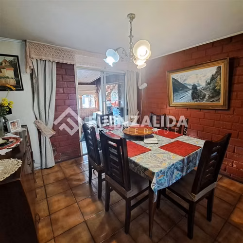 Casa en venta de 6 dorm. en El Bosque