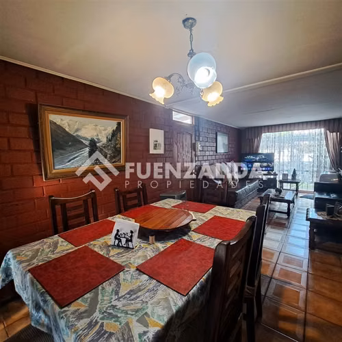 Casa en venta de 6 dorm. en El Bosque