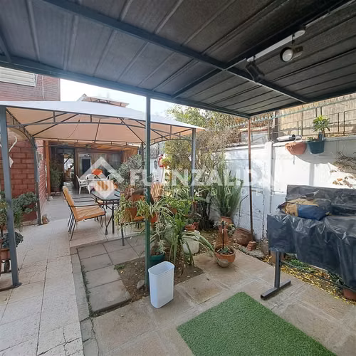 Casa en venta de 6 dorm. en El Bosque