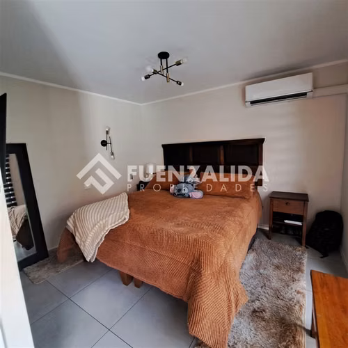 Casa en venta de 6 dorm. en El Bosque